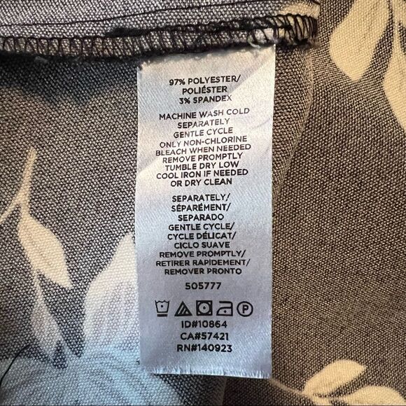 Ann Taylor factory floral short sleeve dress - Picture 4 of 7